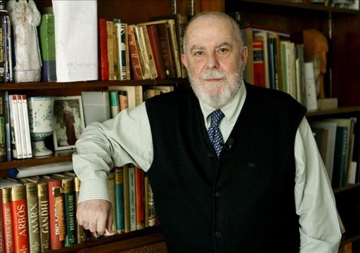 El latinista Juan Gil Fernández, nuevo académico de la Lengua
